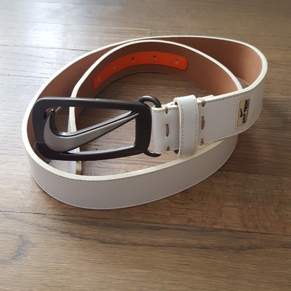 white nike golf belt